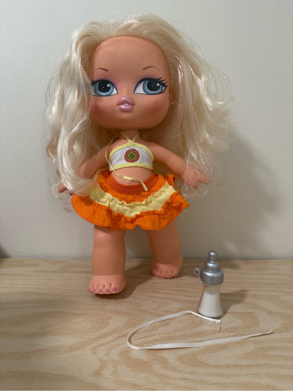 Bratz Big Babyz Sun Fun Cloe